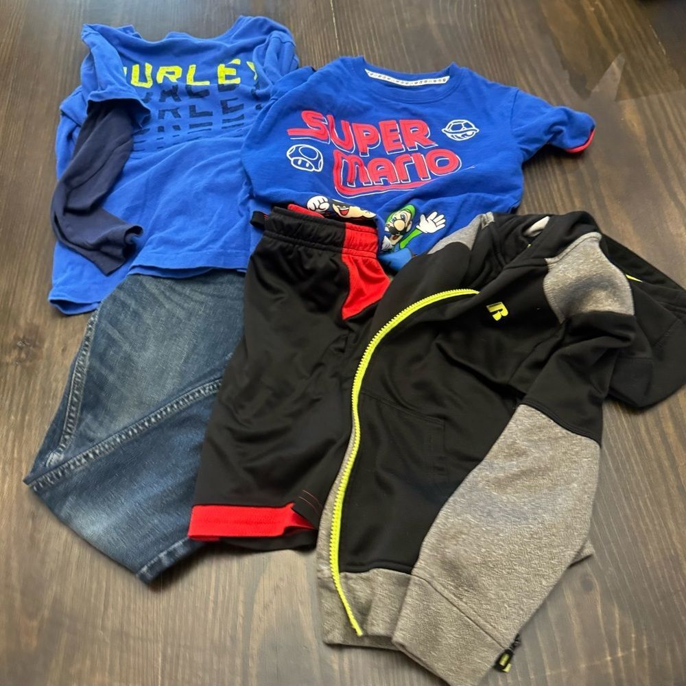 Boys 5 piece clothing bundle size small